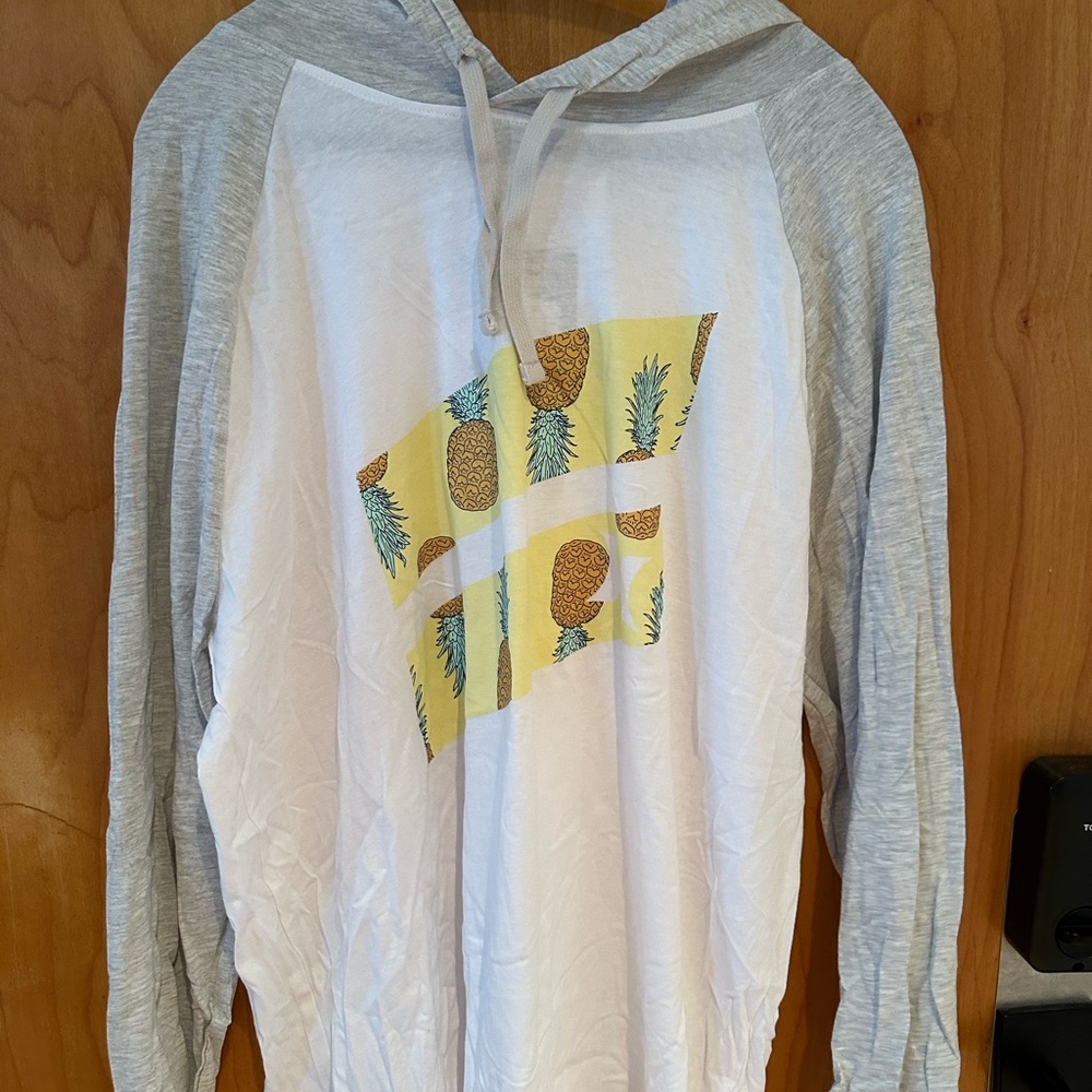 Hurley White Hoodie with Pineapple Graphic